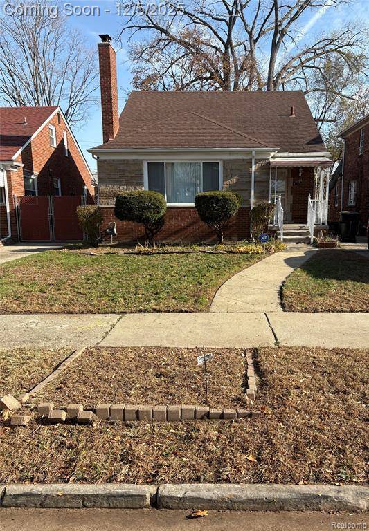 Detroit, MI 48221,17196 Mendota Street