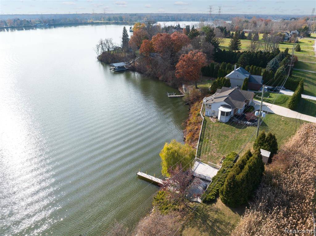 Belleville, MI 48111,41841 S Service Drive