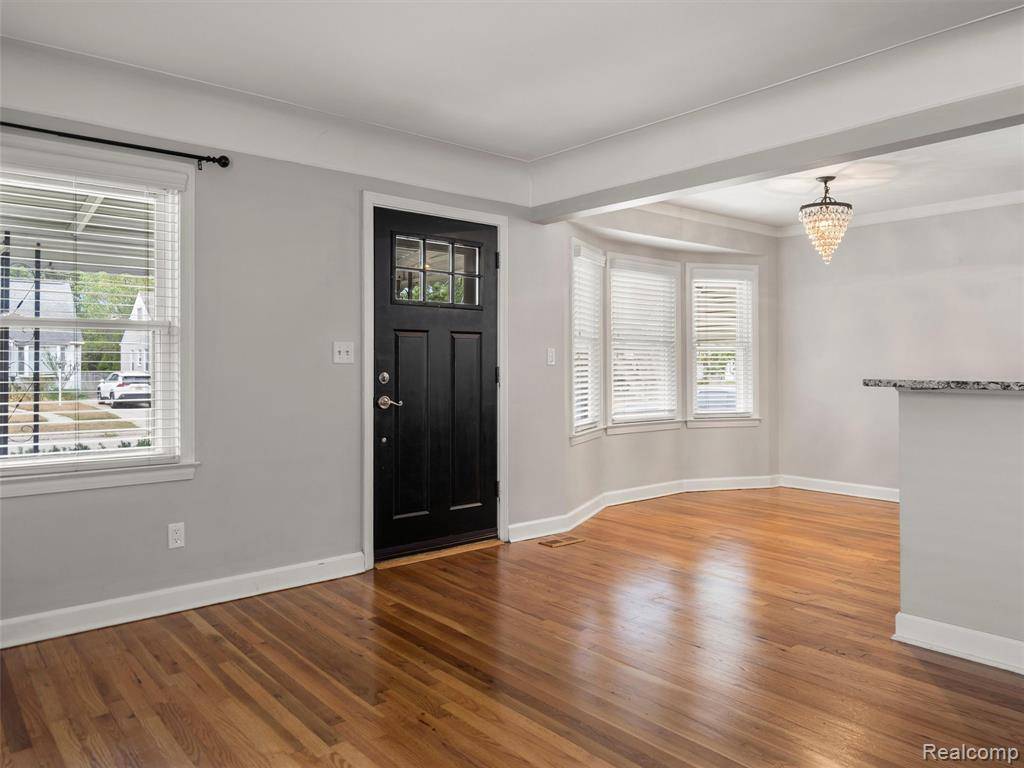 Royal Oak, MI 48073,212 Devillen Avenue