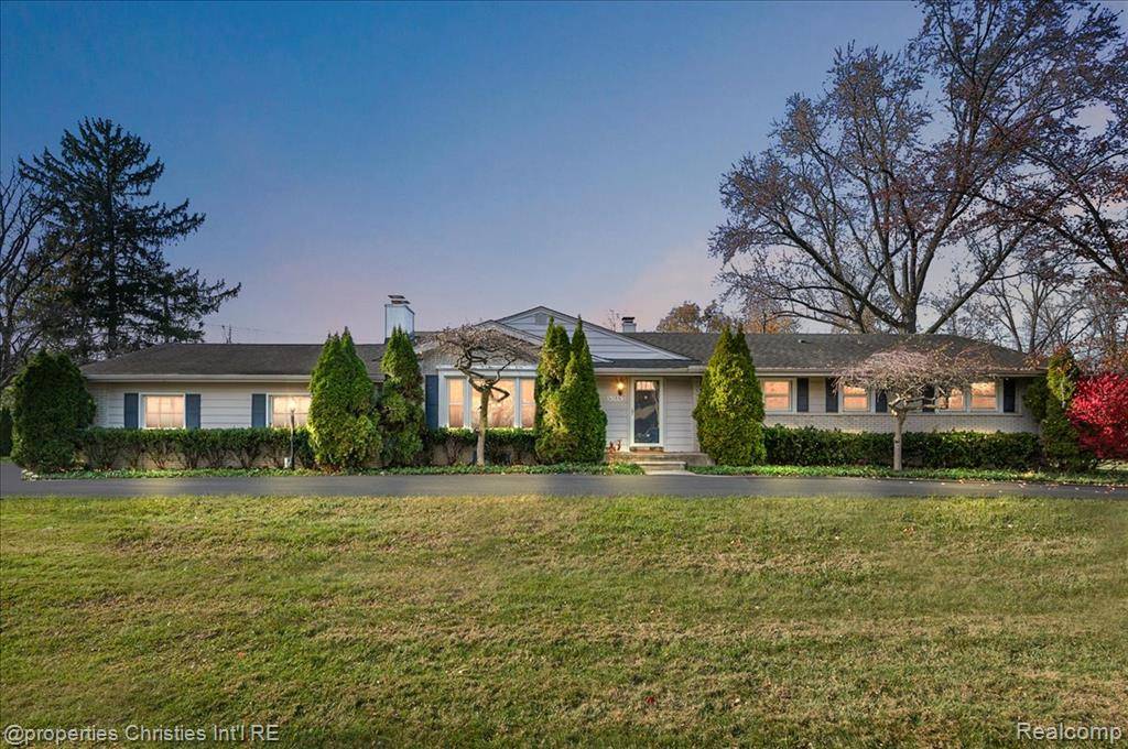 Bloomfield, MI,6386 Thorncrest Drive