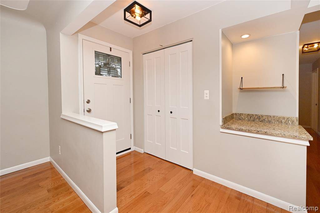 Shelby Twp, MI 48316,5541 Meadow Lane