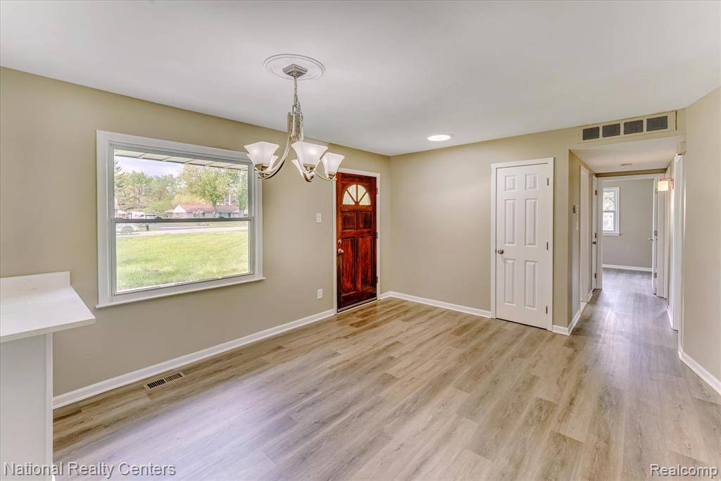 West Bloomfield, MI 48324,2365 Middlebelt Road