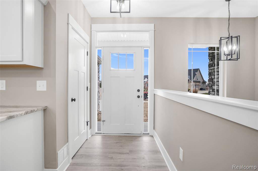 Davison, MI 48423,9033 COPPER RIDGE Drive