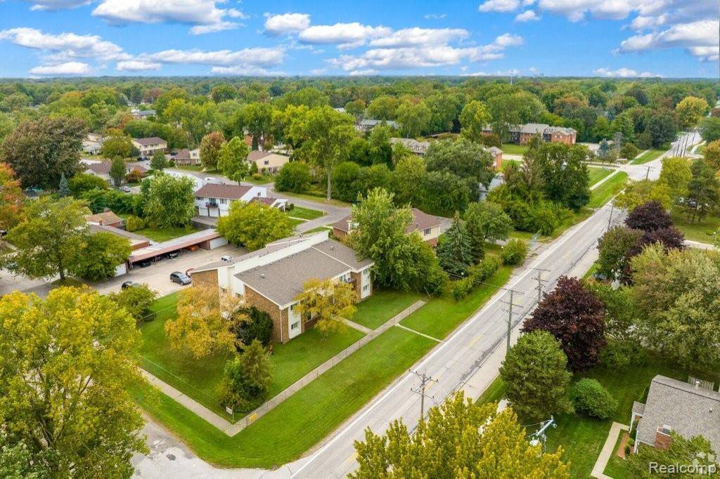 Clinton Twp, MI 48035,35775 Union Lake Road