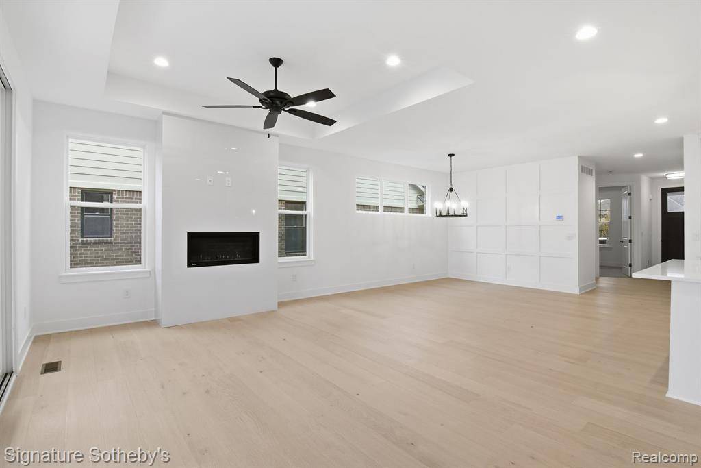 Troy, MI 48085,5980 Willow Grove Drive