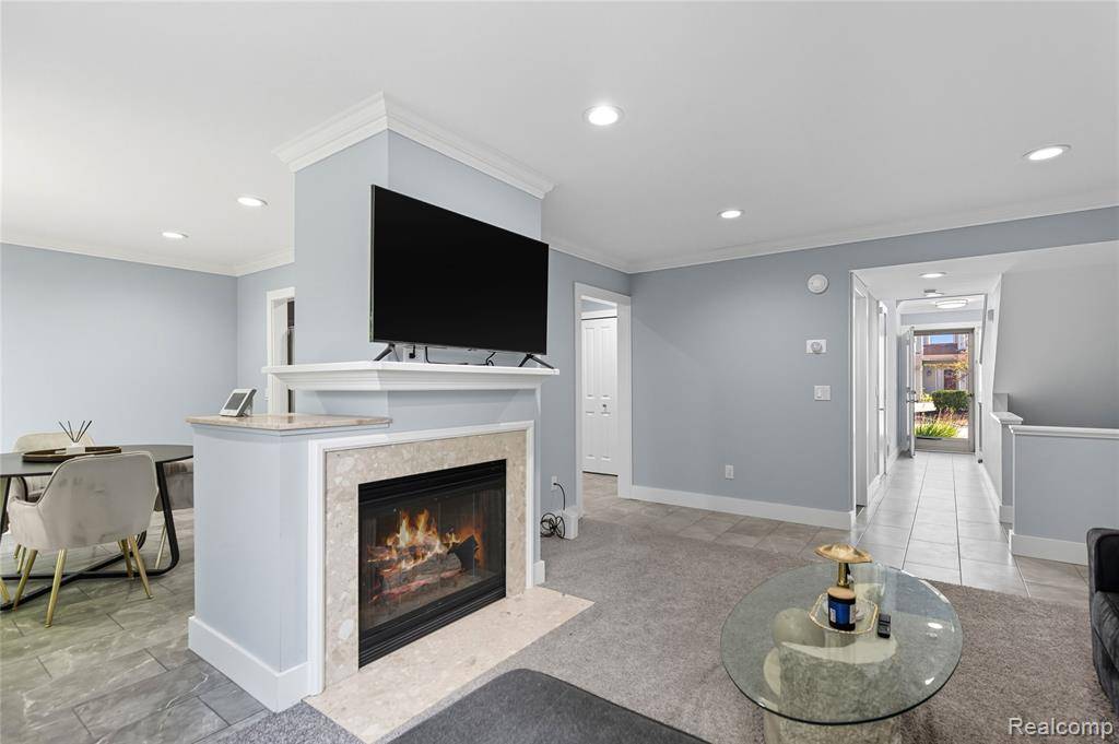 Rochester Hills, MI 48307,629 Ashley Circle