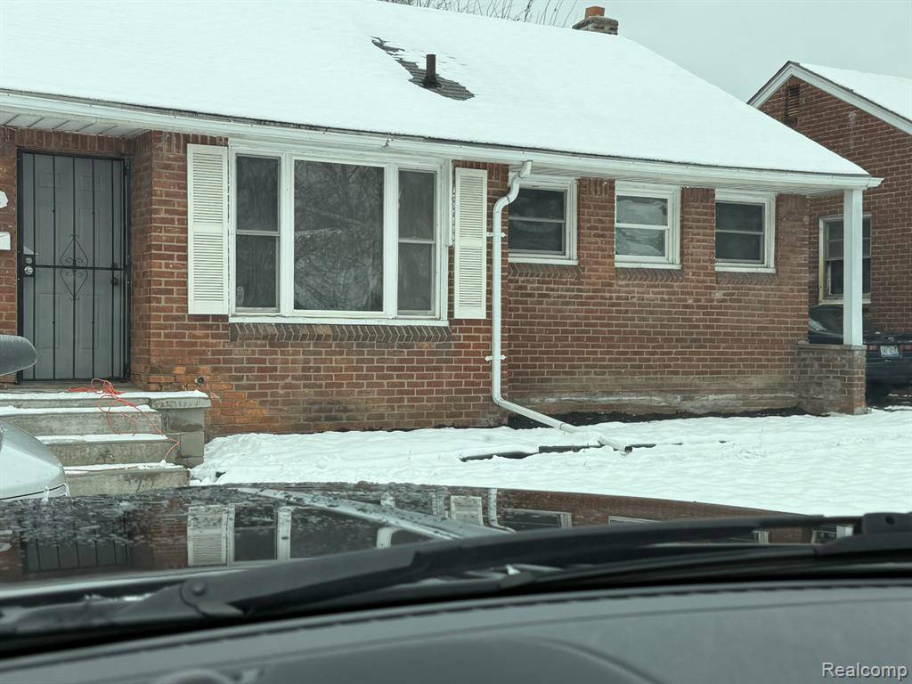 Detroit, MI 48223,13913 Chatham Street