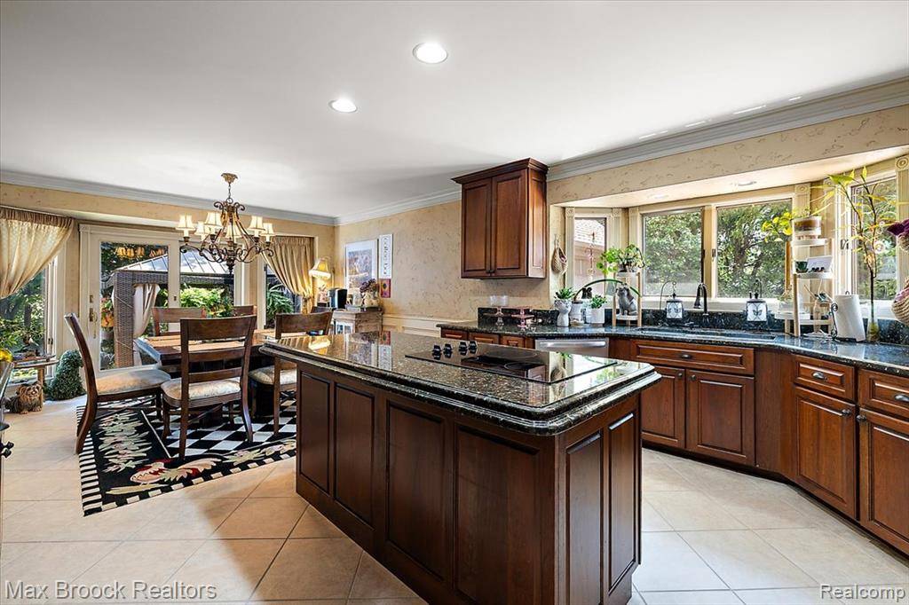 Shelby Twp, MI 48315,13000 Janine Court