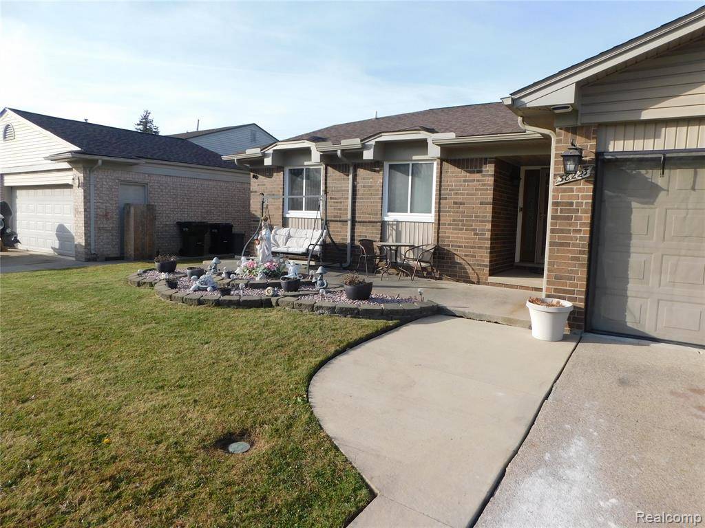 Sterling Heights, MI 48310,38223 Forsdale Drive