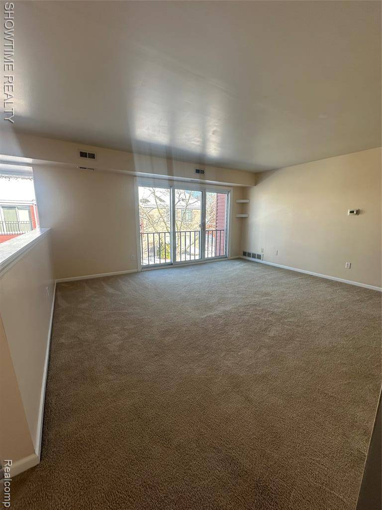 Saint Clair Shores, MI 48082,602 Sunset Lane