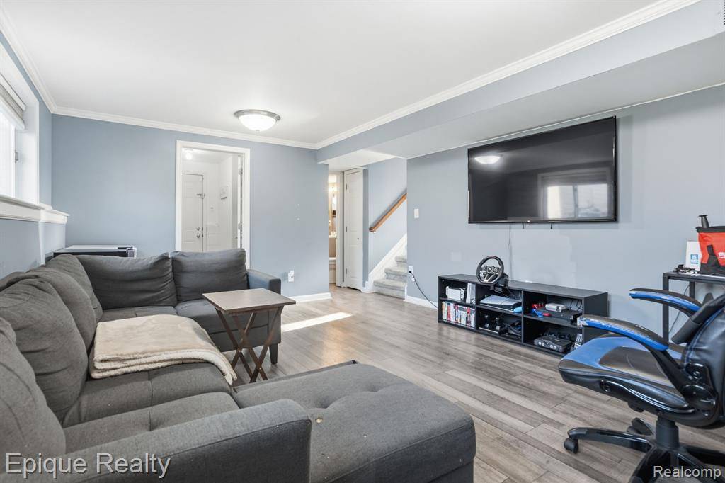 Clinton Twp, MI 48035,20413 Caniff Street