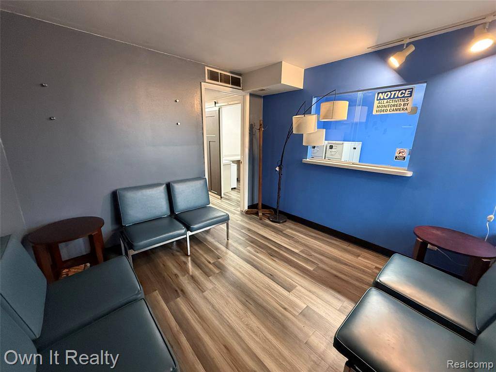 Dearborn Heights, MI 48127,24326 W Warren Street