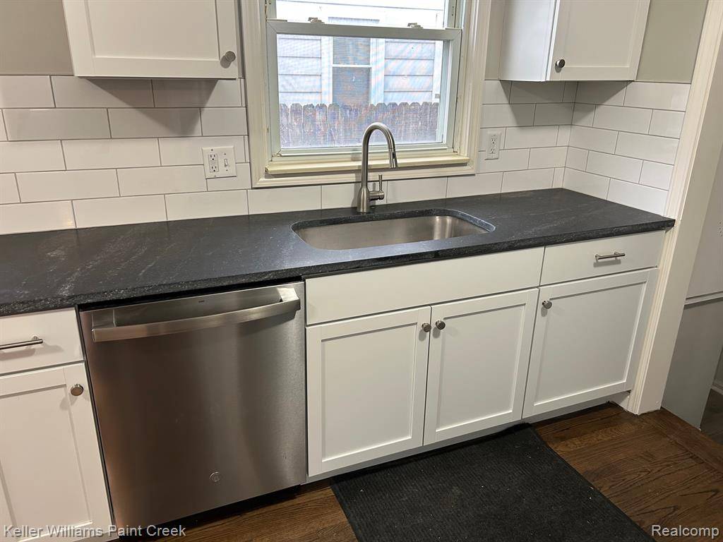 Royal Oak, MI 48067,313 S Edison Avenue