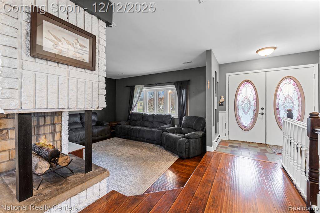 Waterford, MI 48327,1481 Lochaven Road