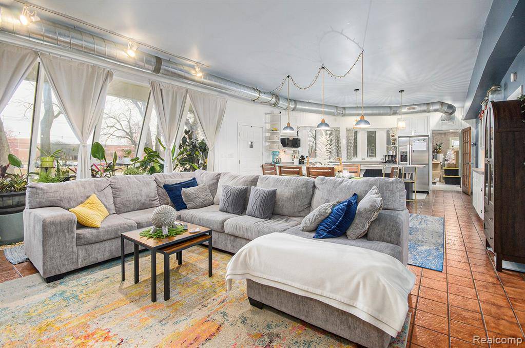 South Lyon, MI 48178,60742 11 Mile Road