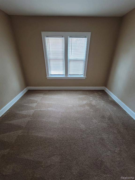 Detroit, MI 48227,15835 Cruse Street