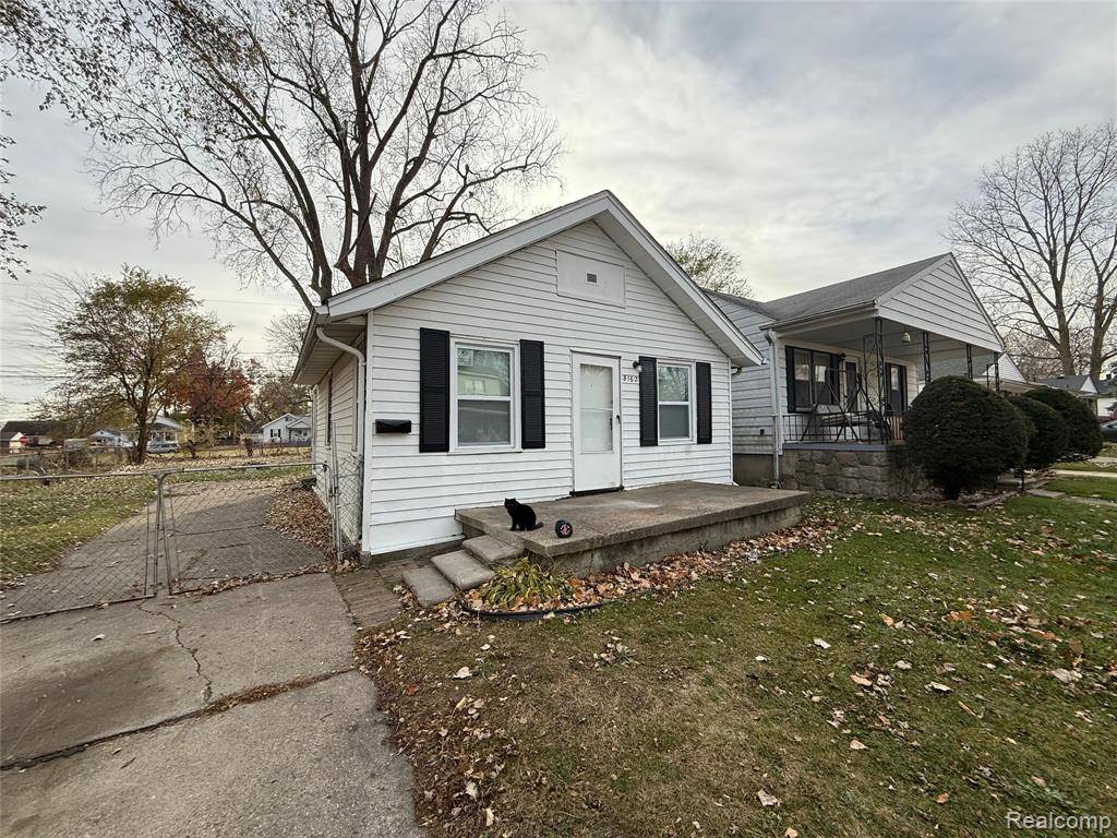 Warren, MI 48089,8162 Orchard Avenue