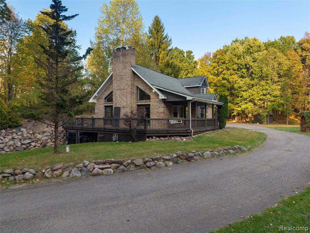 Oxford, MI 48370,2631 Lakeville Road