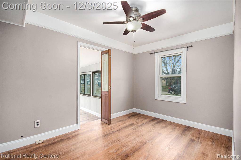 Dearborn Heights, MI 48125,26130 Amherst Street