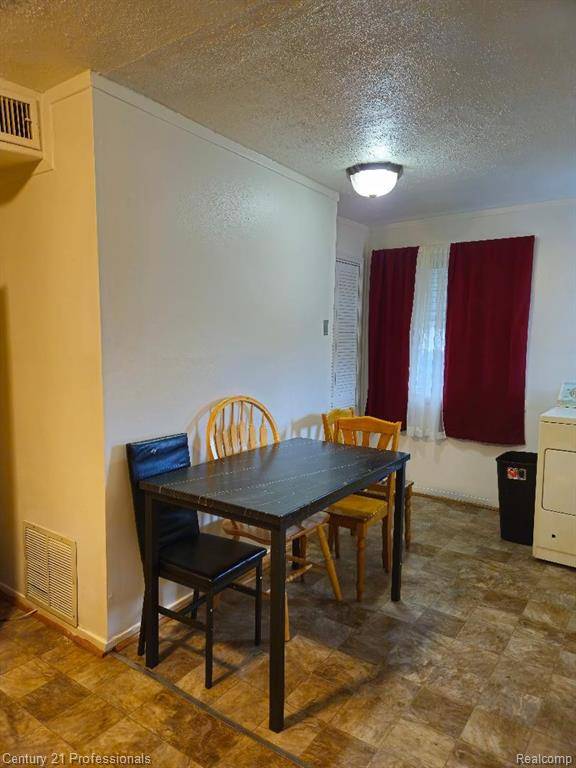 Westland, MI 48186,2829 Batavia Court