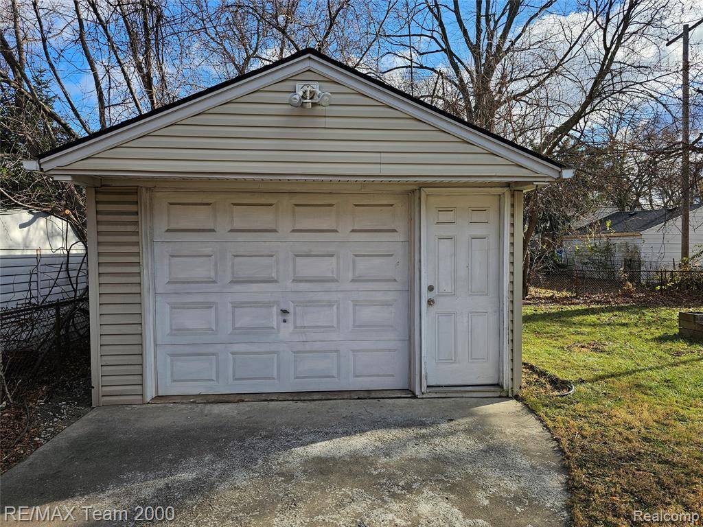 Redford, MI 48239,12022 Beech Daly Road