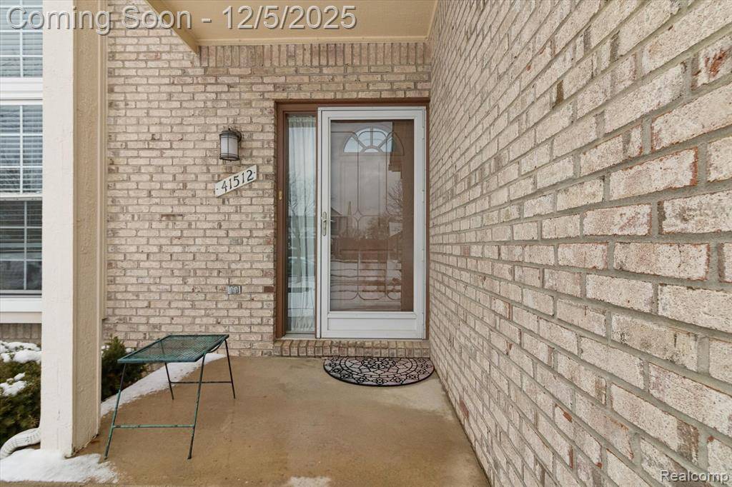 Canton, MI 48188,41512 Pheasant Creek Drive