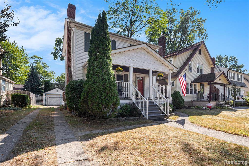 Royal Oak, MI 48067,1007 Irving Avenue