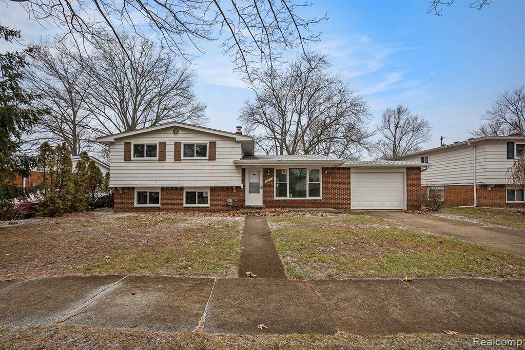 Farmington, MI 48336,20931 Robinwood Street