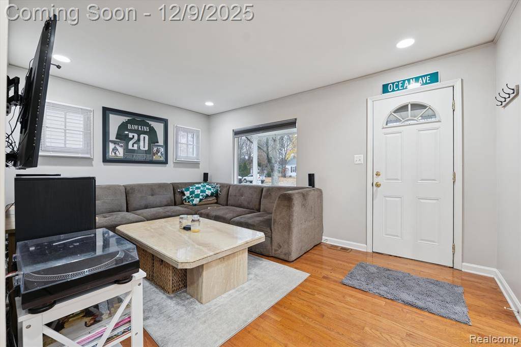 Hazel Park, MI 48030,537 Andresen Court