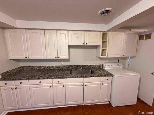 Madison Heights, MI 48071,956 SPRAGUE Avenue