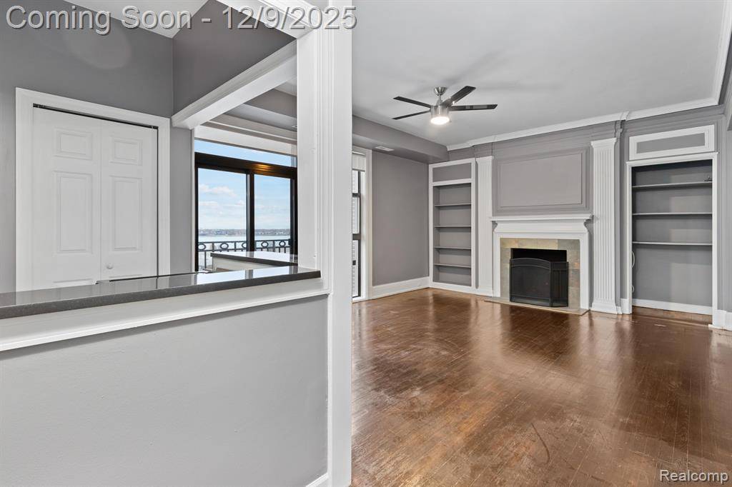 Detroit, MI 48207,2900 E JEFFERSON Avenue