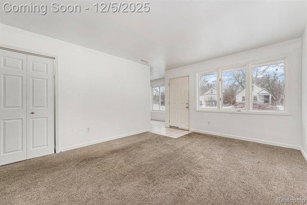 Detroit, MI 48223,14387 Auburn Street