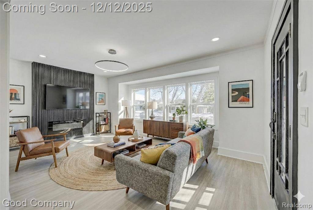 Royal Oak, MI 48073,3110 N Main Street