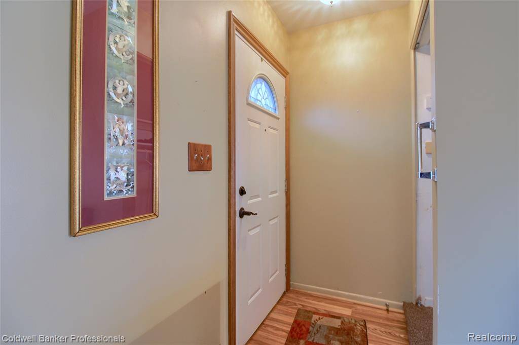 Westland, MI,33708 Tawas Trail