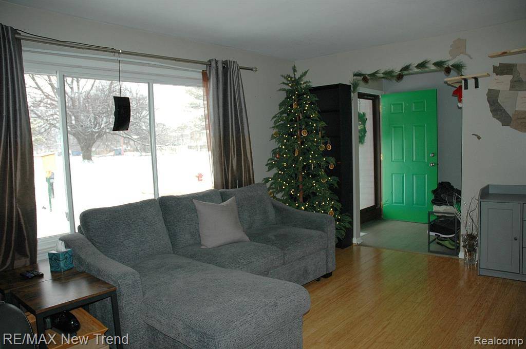 Farmington Hills, MI 48336,21304 Colwell Street