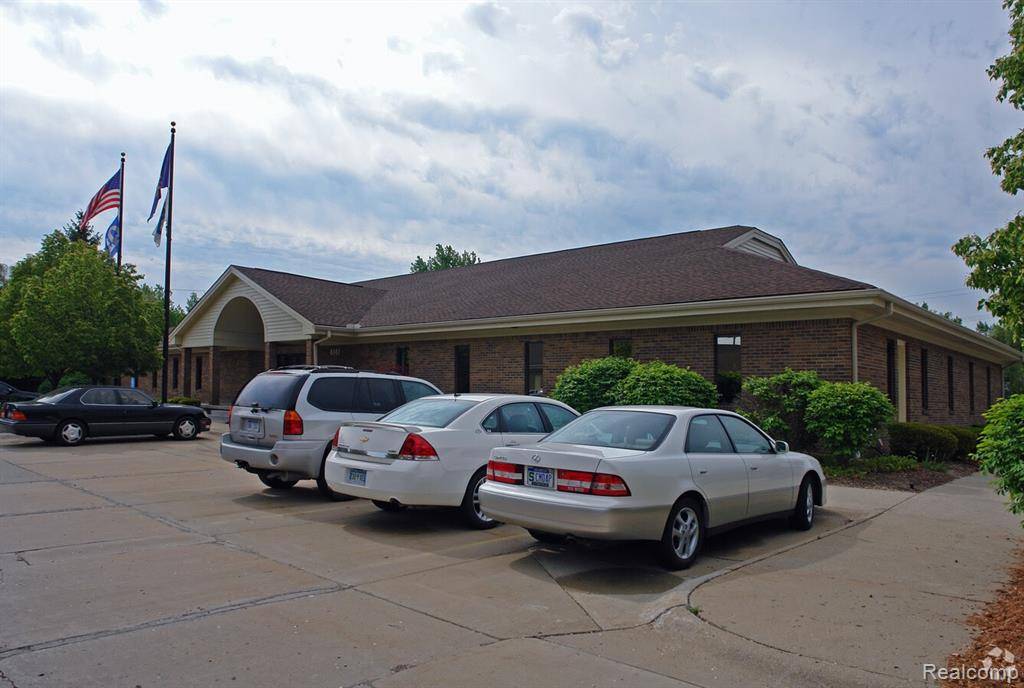 Waterford, MI,4141 W Walton Boulevard