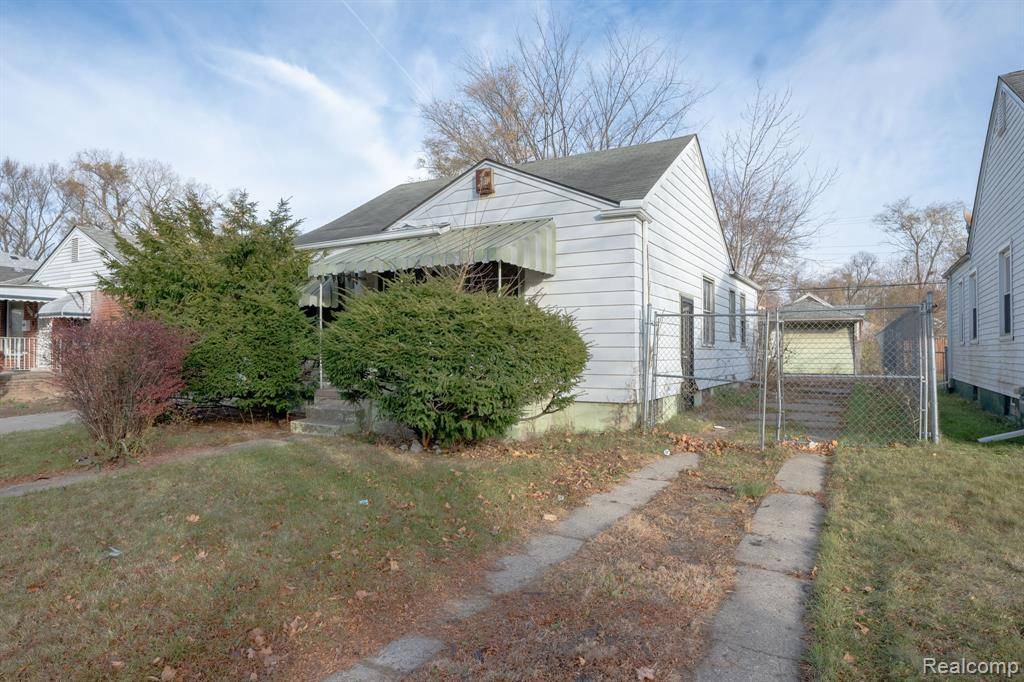 Detroit, MI 48227,15726 Hubbell Street