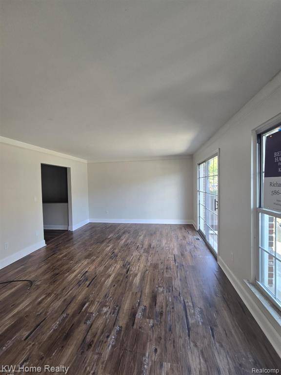 Clinton Twp, MI 48038,39551 Heatherheath Drive