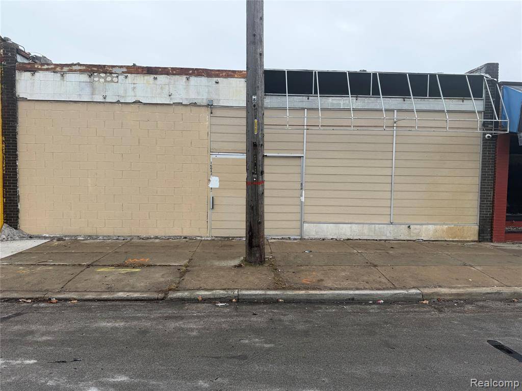 Detroit, MI 48205,16038 E. 8 mile Road