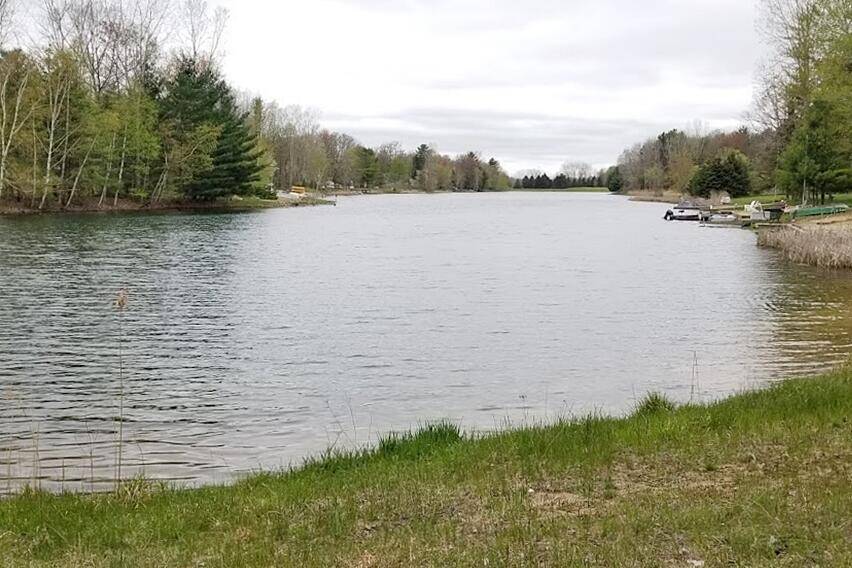 Canadian Lakes, MI 49346,9067 Longview Drive #476