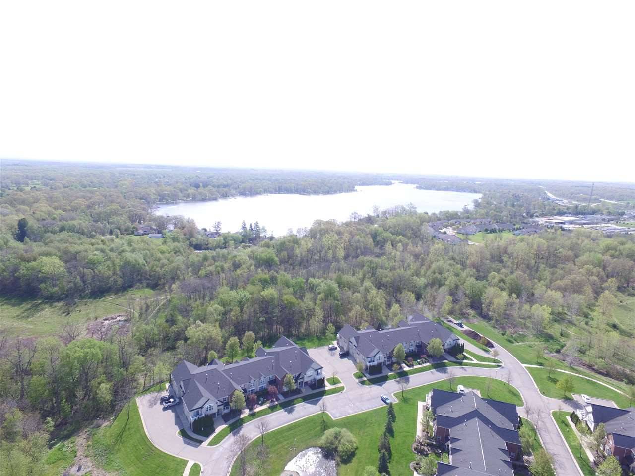 Howell, MI 48843,609 ABBINGTON CT #1