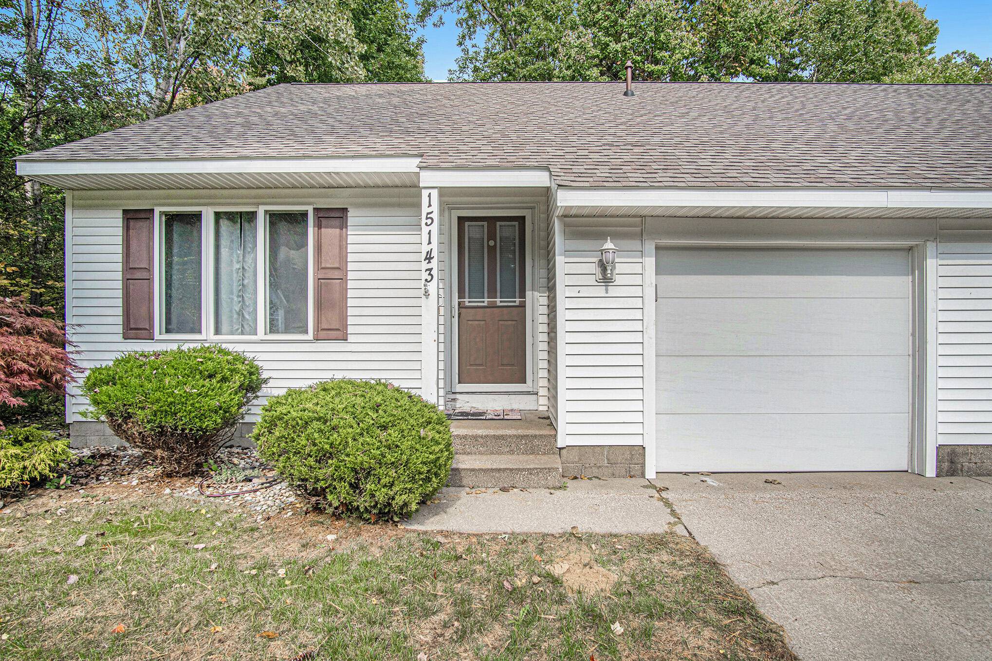 Spring Lake, MI 49456,15143 Wintergreen Court