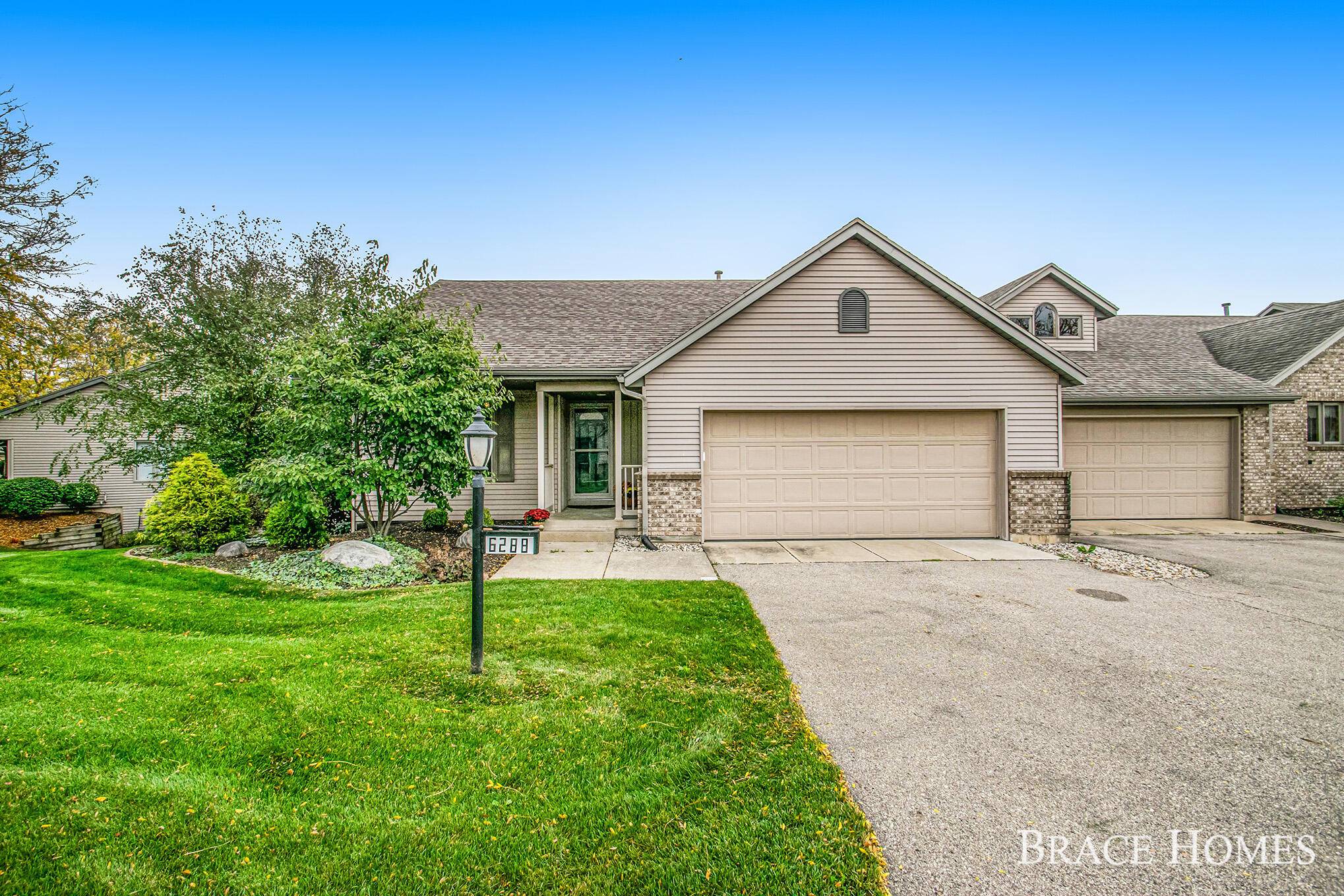 Hudsonville, MI 49426,6288 Springmont Drive