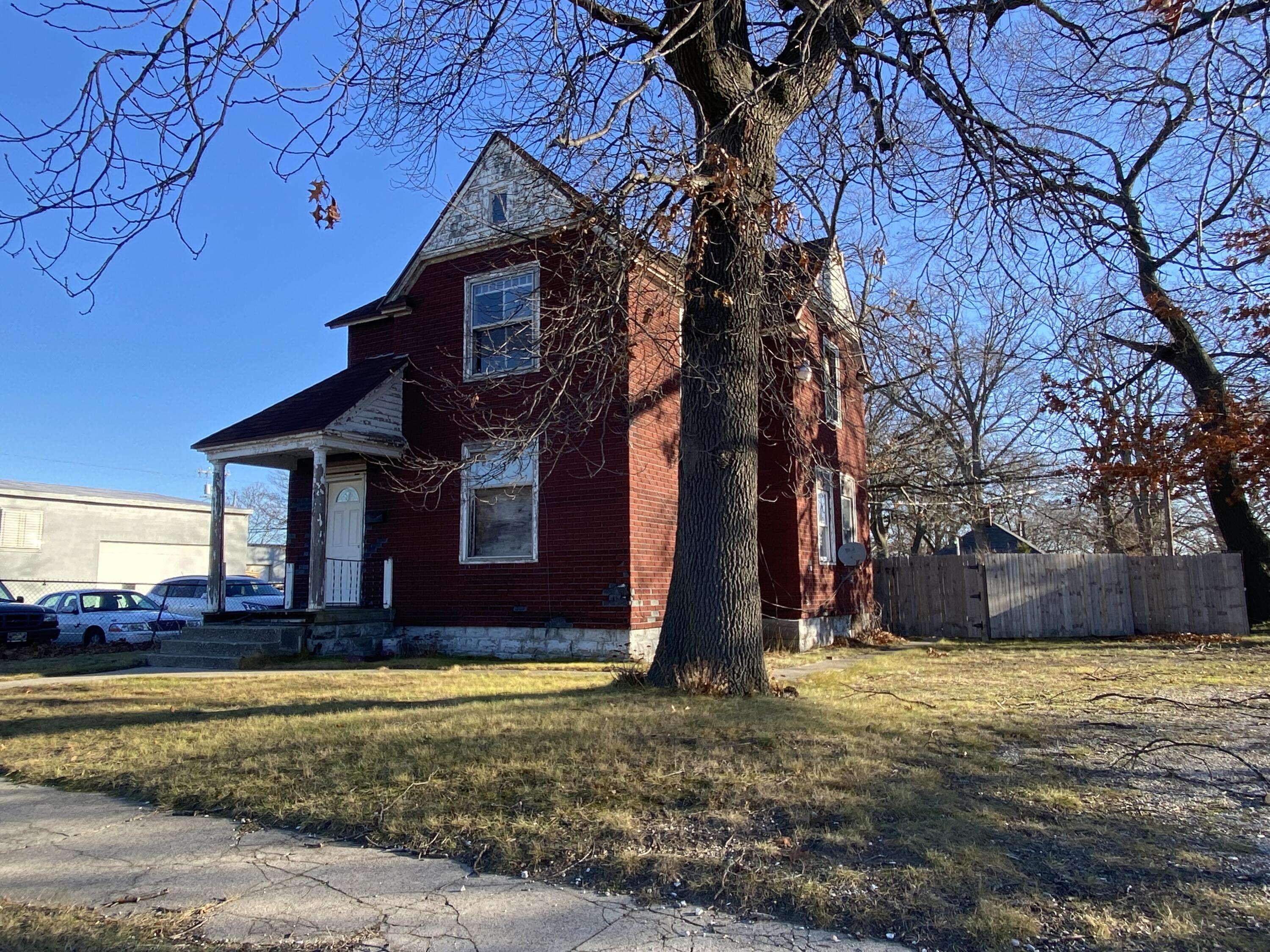 Muskegon Heights, MI 49444,2736 9th Street