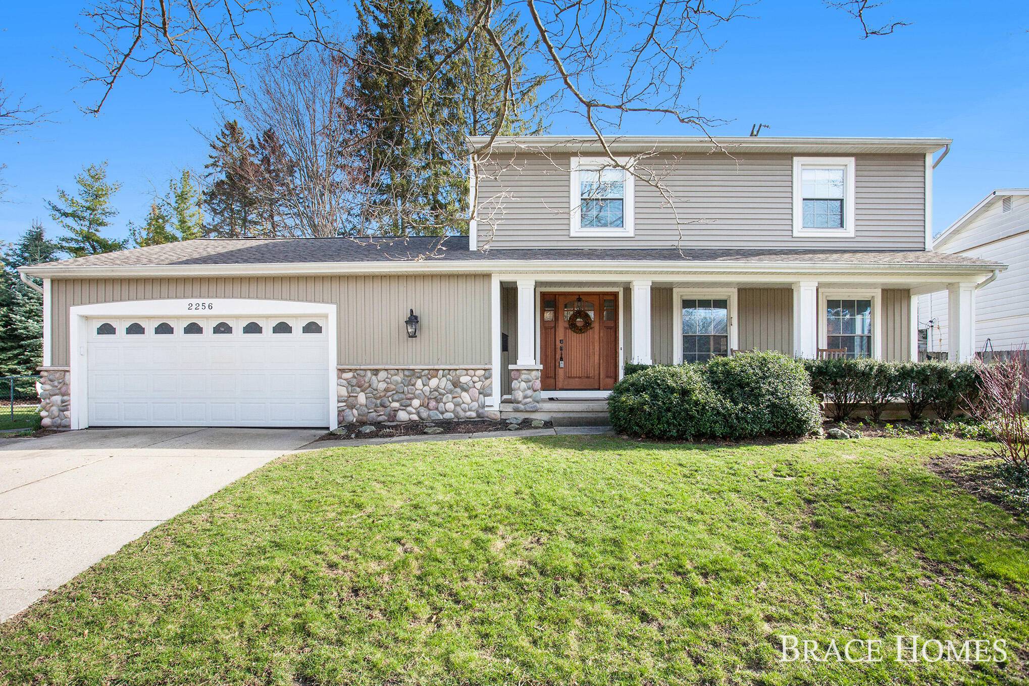 East Grand Rapids, MI 49506,2256 Elmwood SE Drive