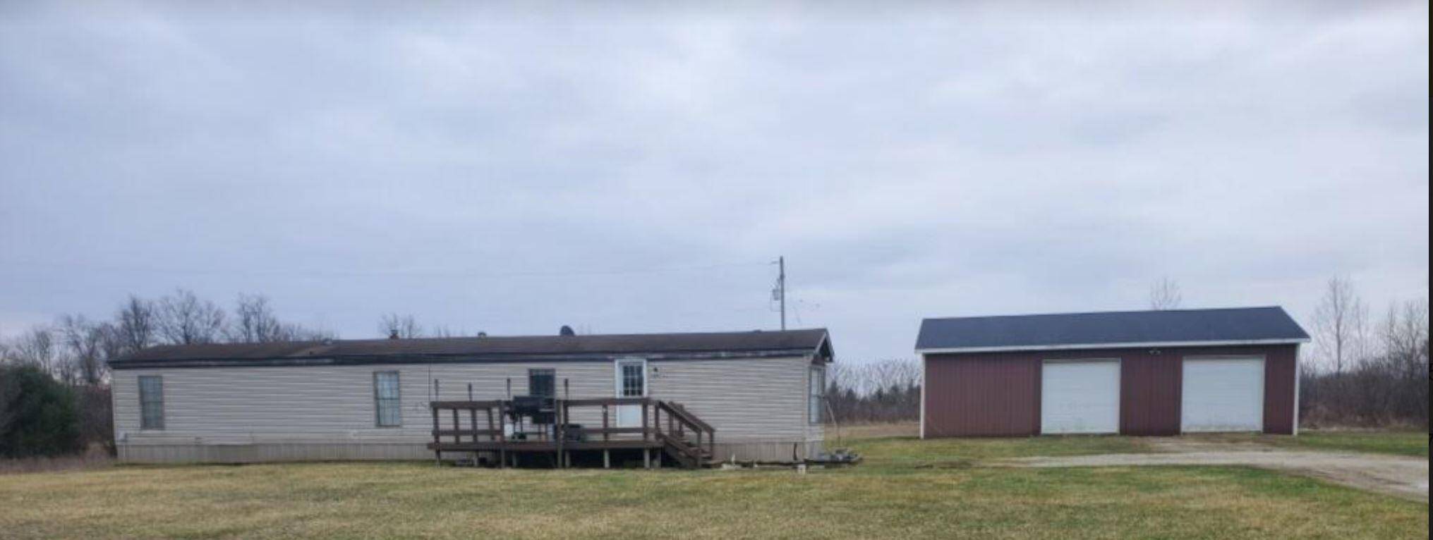 Osseo, MI 49266,3387 Huff Road