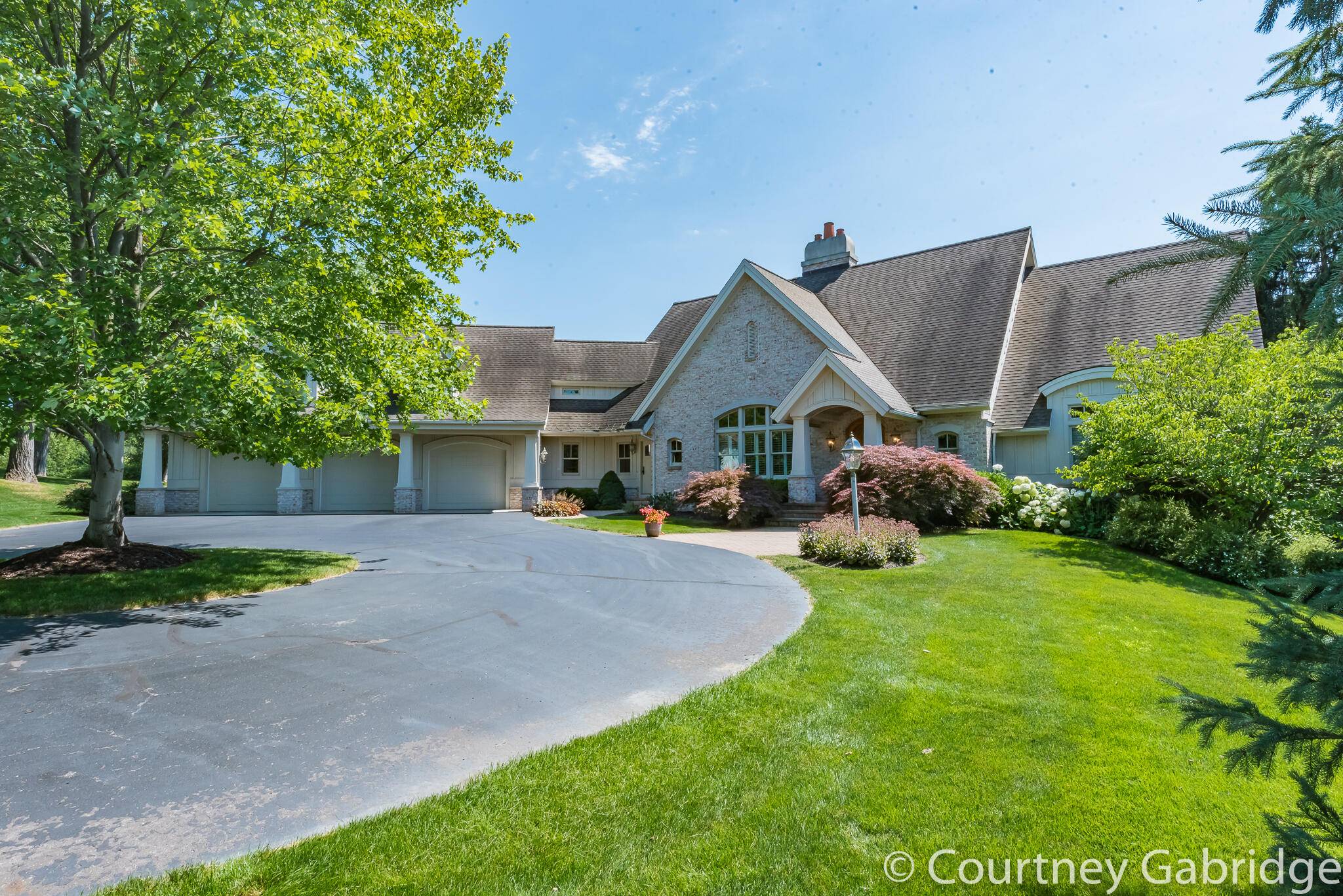 Ada, MI 49301,5670 Treebrook NE Court