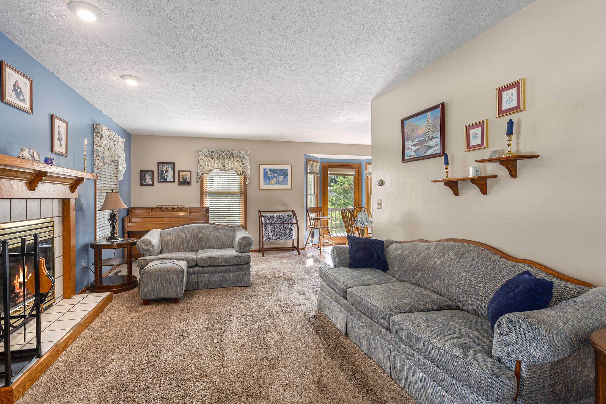 Hudsonville, MI 49426,3276 Nobb Hill Drive