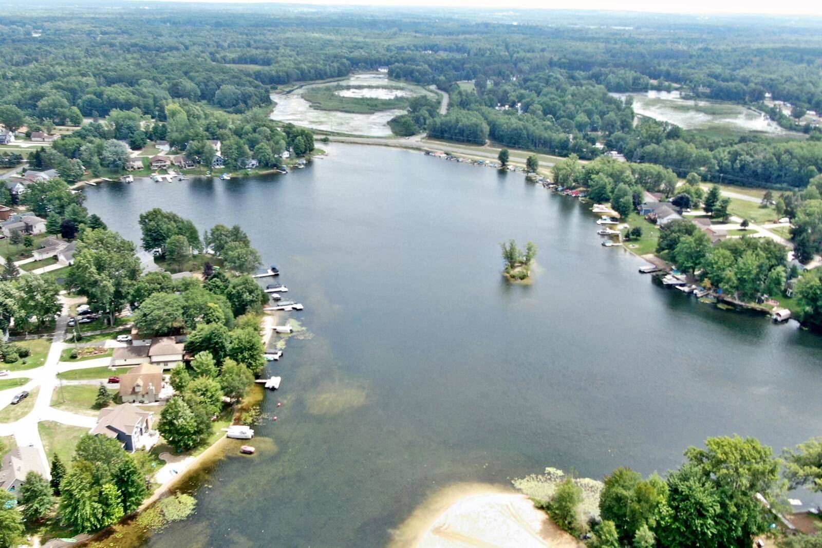 Canadian Lakes, MI 49346,11430 N Lookout Ridge