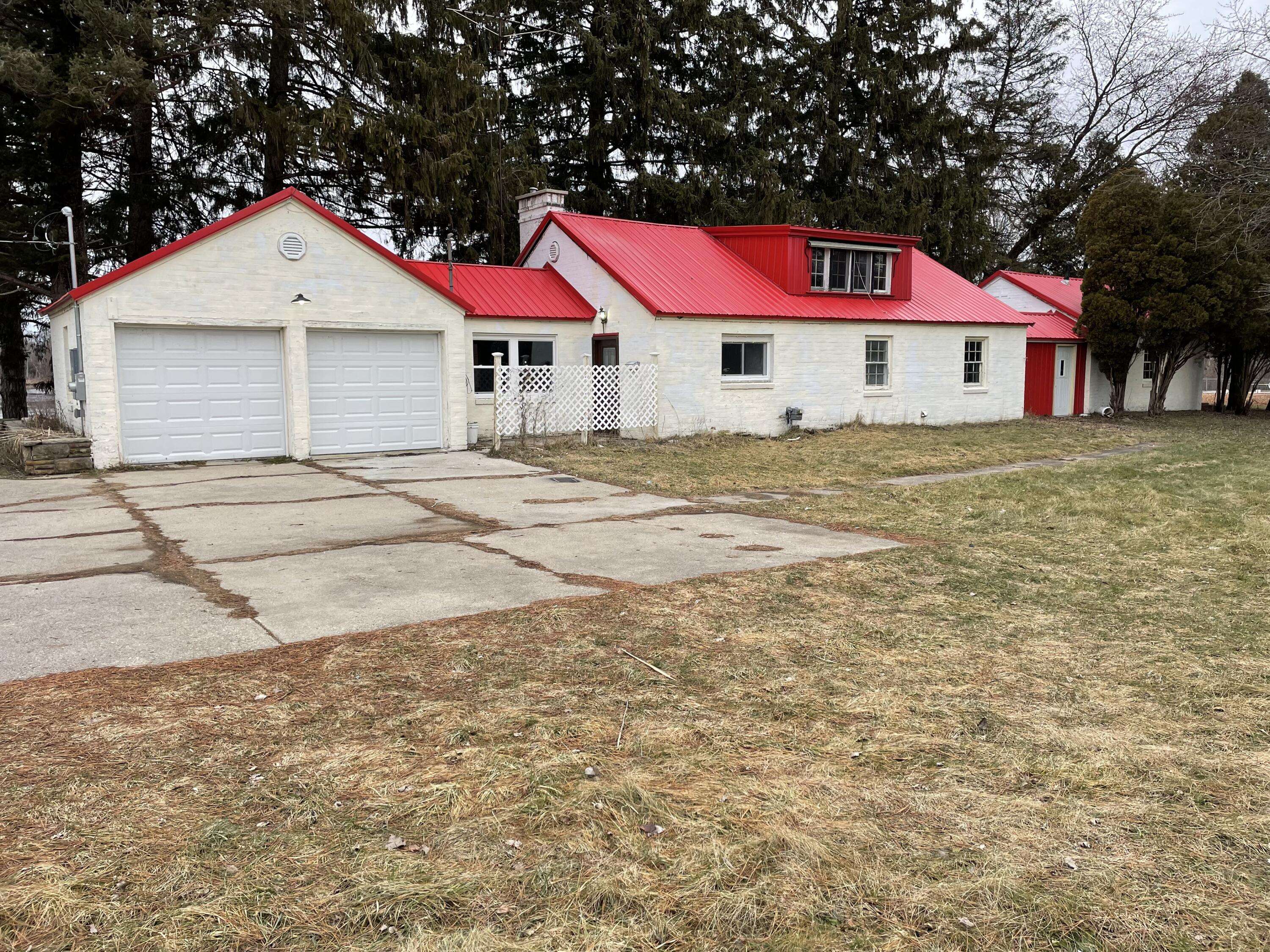 Edmore, MI 48829,5599 Hc - Edmore Road